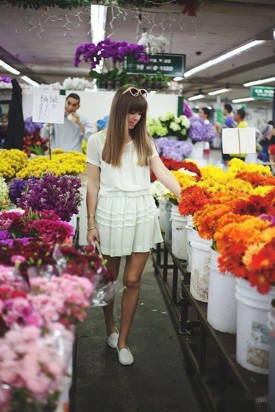 娱乐718吃瓜花店老板娘,吃瓜花店老板娘的幕后故事  第1张 娱乐718吃瓜花店老板娘,吃瓜花店老板娘的幕后故事  第1张