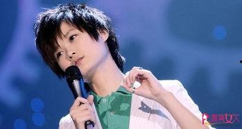 娱乐圈爆料李宇春,揭秘明星背后的故事  第3张 娱乐圈爆料李宇春,揭秘明星背后的故事  第3张